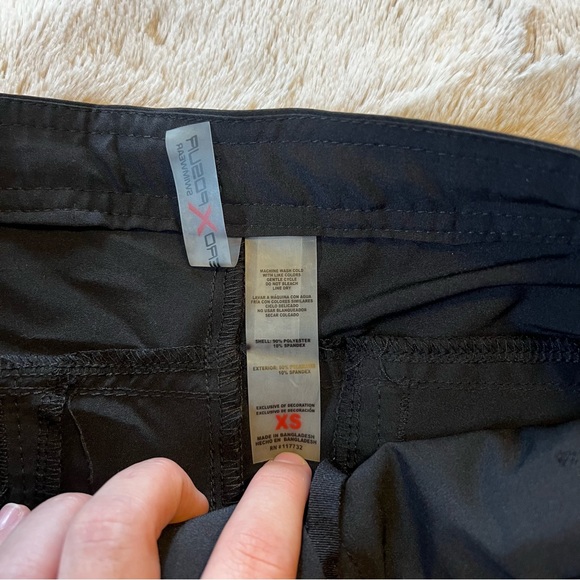 Black Swim/Performance Short - Picture 7 of 8